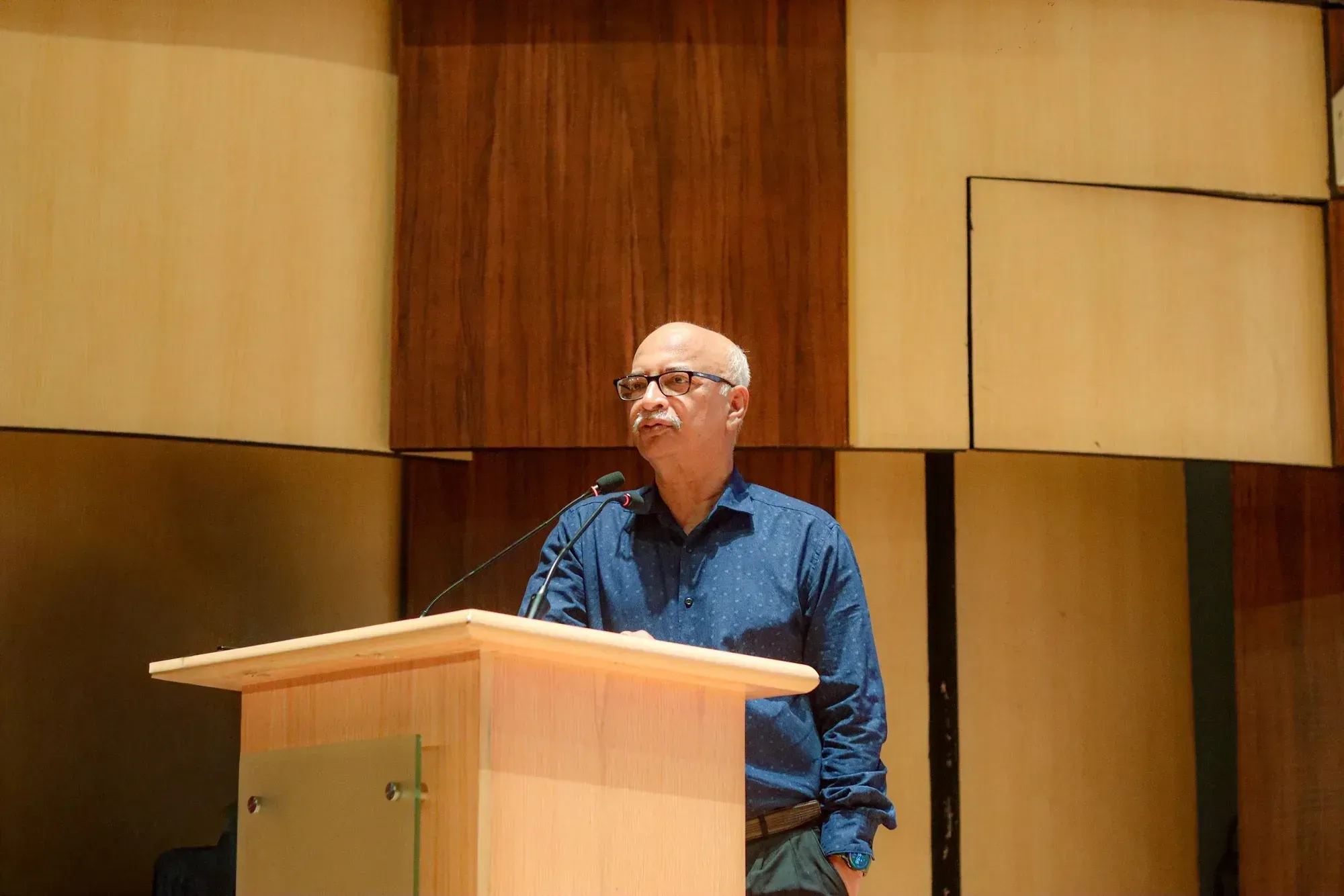 Vice Chancellor Professor M. Tamim delivering the keynote address.